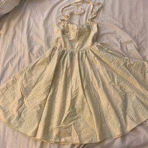 Bernie Dexter Halter Dress Size M in Pale Yellow!